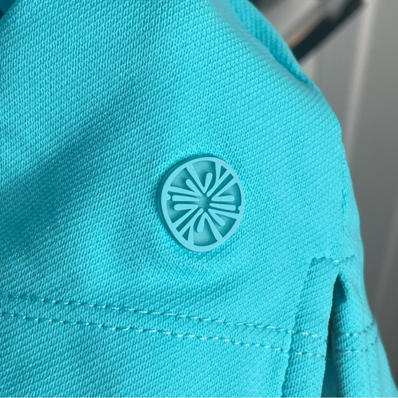 Lilly Pulitzer Luxletic Frida Ruffle Athleisure Top Golf UPF 50+ in Teal Blue L - Picture 9 of 12